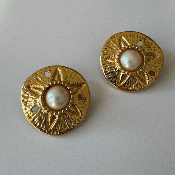 KJL for Avon Sand Dollar and Seashell with Faux Pearl - Picture 6 of 8